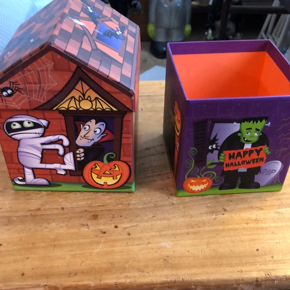 Halloween decor